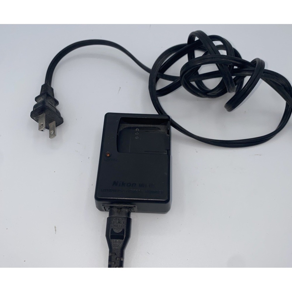 Nikon MH-65 Original Battery Charger w/Power Cord Used Exc Cond 4 Digital Camera
